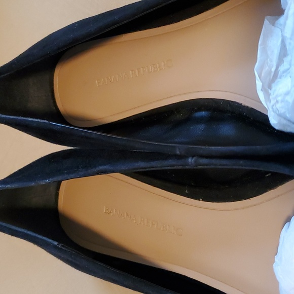 Banana Republic Suede Flats, Size 6 - Picture 12 of 14